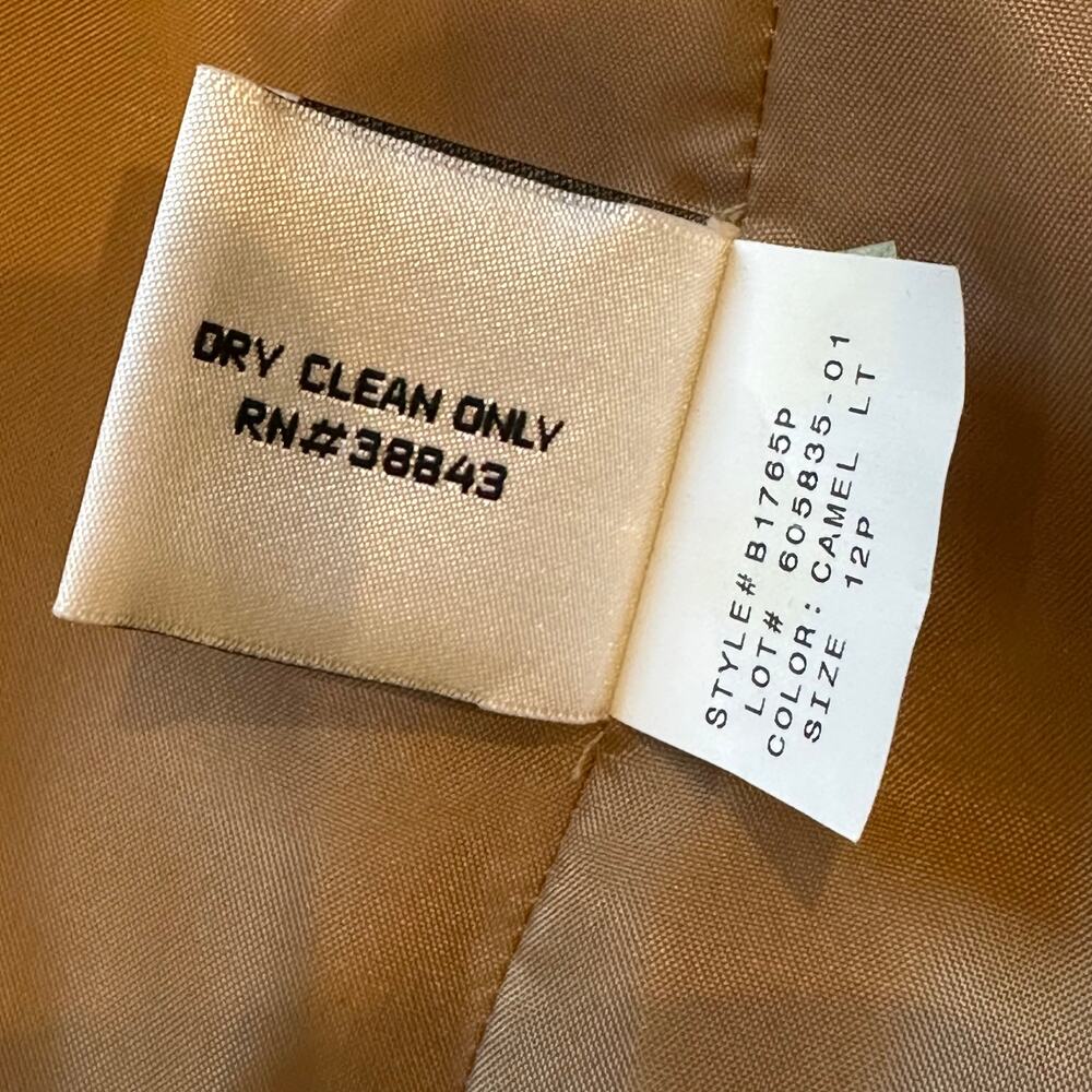 Larry Levine 100% Camel Hair Coat – Women’s Tan Pea Coat, Italian Fabric - Picture 7 of 12